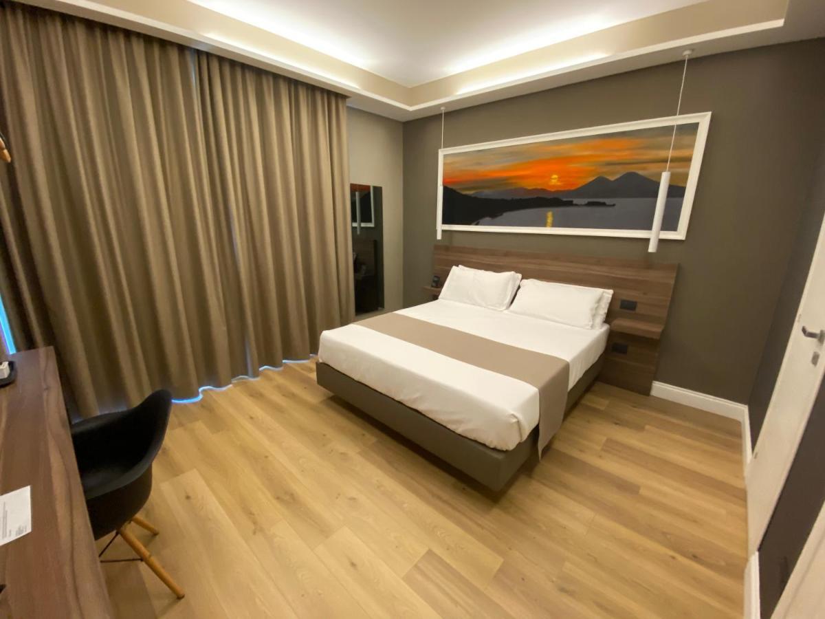 7Th Floor Suite Neapol Zewnętrze zdjęcie