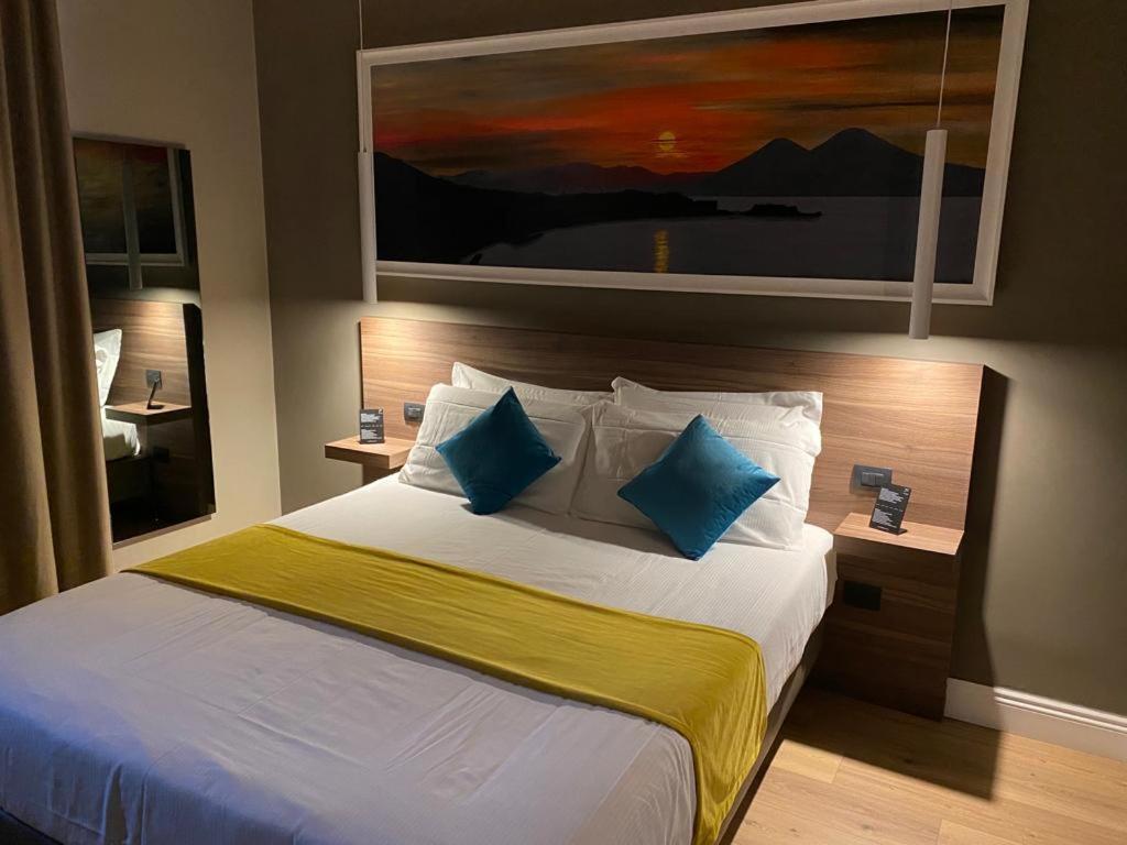 7Th Floor Suite Neapol Zewnętrze zdjęcie