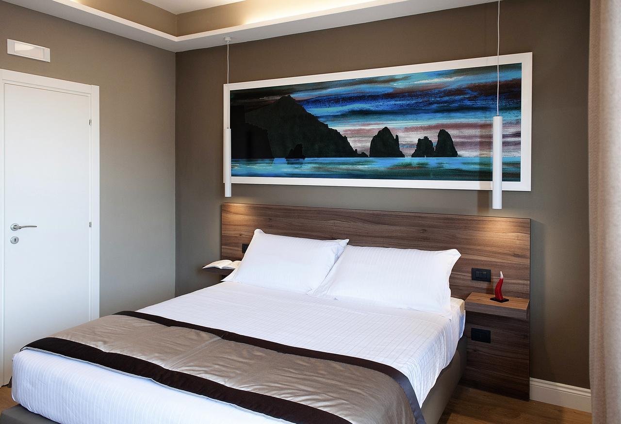 7Th Floor Suite Neapol Zewnętrze zdjęcie